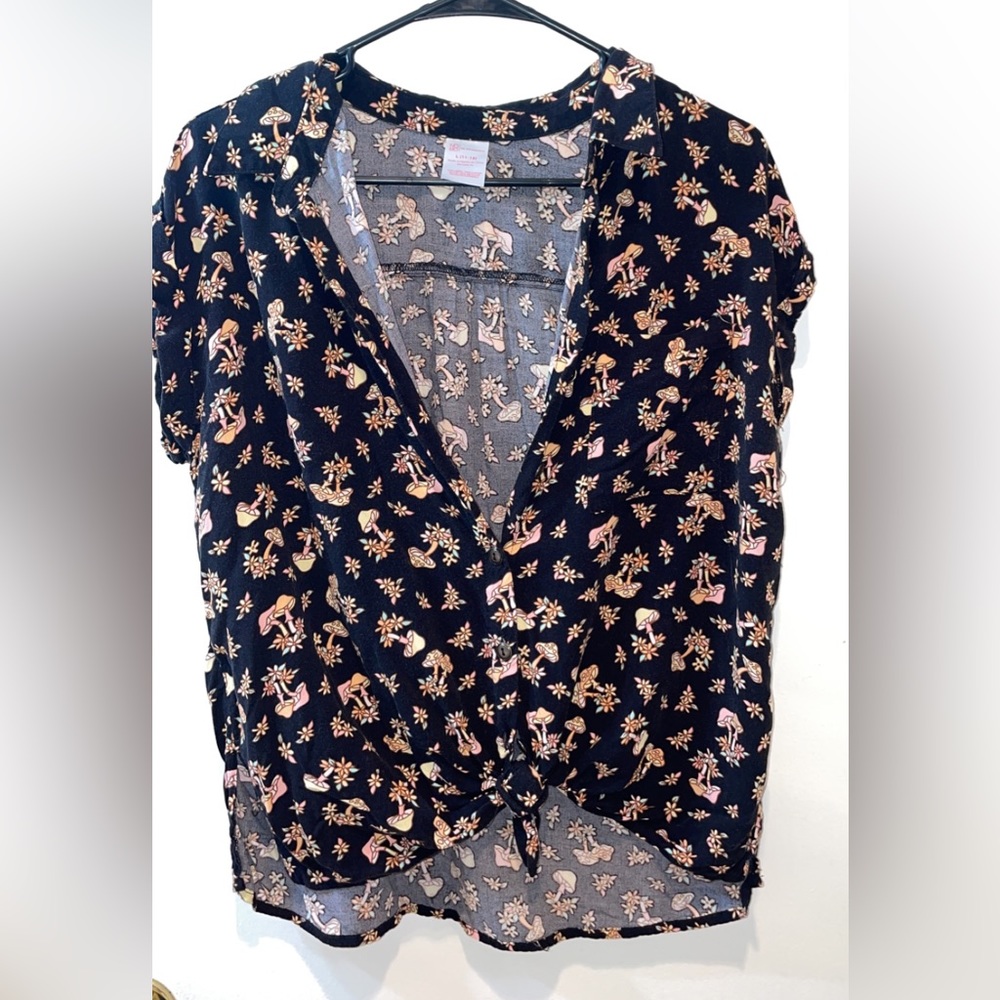 Crop top tied on the bottom front, Used twice, not my style
